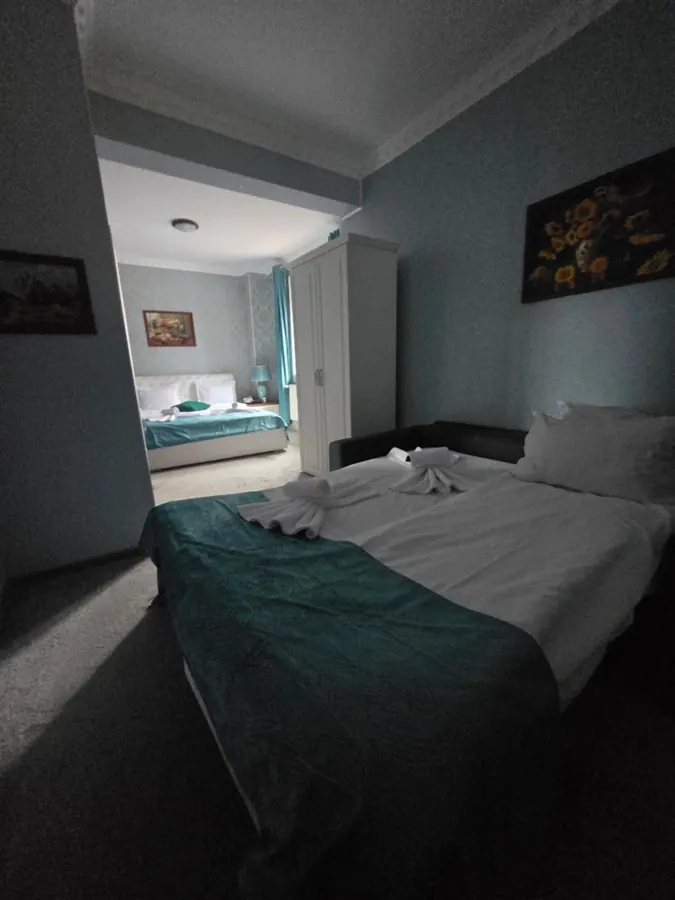 Cameră triplă de lux